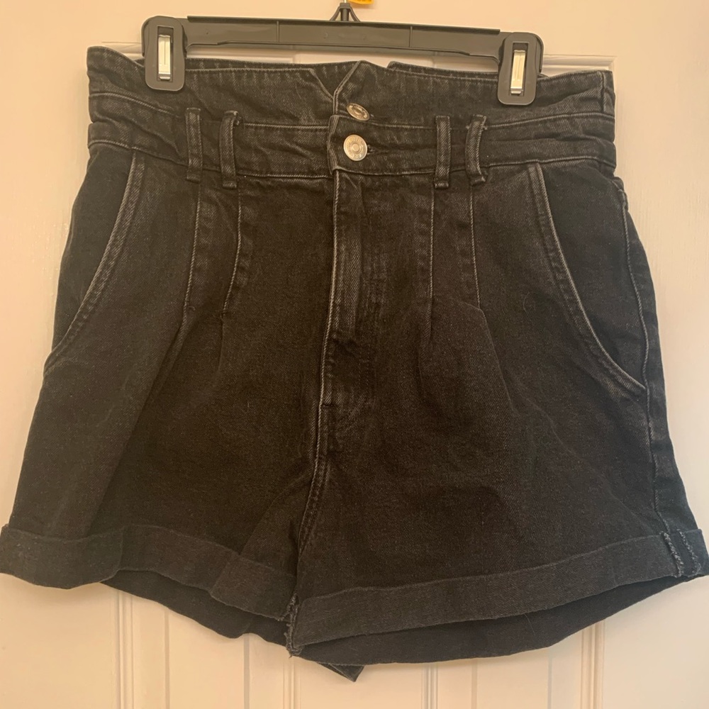 High waisted distressed black Zara shorts